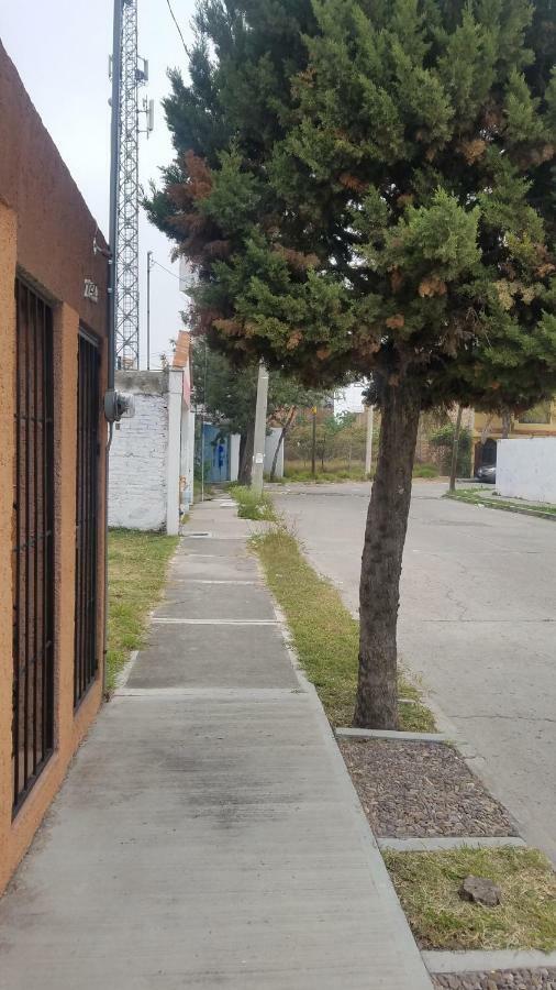 Suite Amplia Privada A 8 Min Del Centro Aguascalientes Exteriér fotografie
